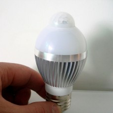 E27 5W Warm White PIR Motion Sensor LED Bulb Light Energy Saving Aisle Stairs E27 5W Warm White PIR Motion Sensor LED Bulb Light Energy Saving Aisle Stairs